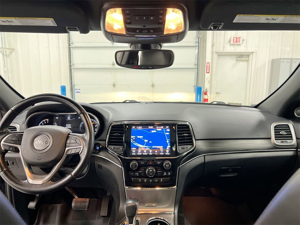 Used 2021 Jeep Grand Cherokee Limited w/ Luxury Group II image 10