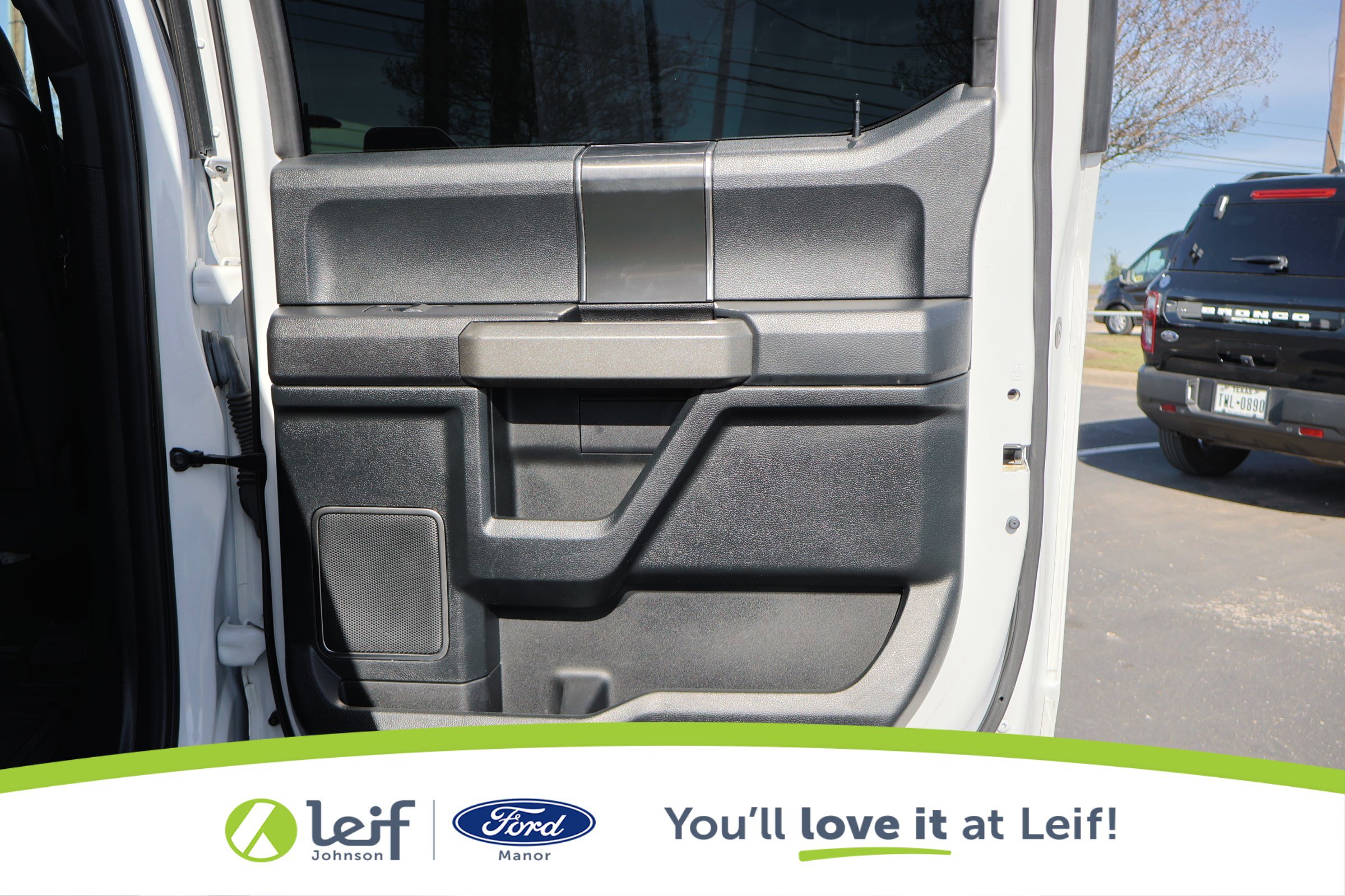 Used 2019 Ford F150 Raptor w/ Equipment Group 802A Luxury image 31