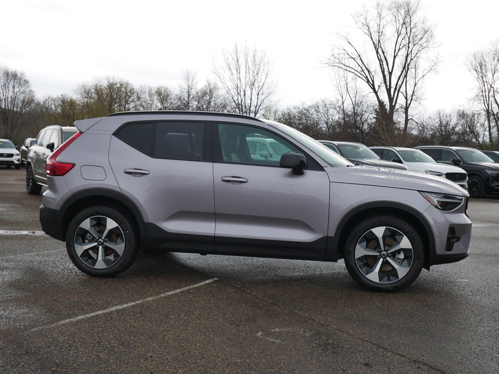 New 2026 Volvo XC40 B5 Plus w/ Protection Package Premier AWD/4WD image 2