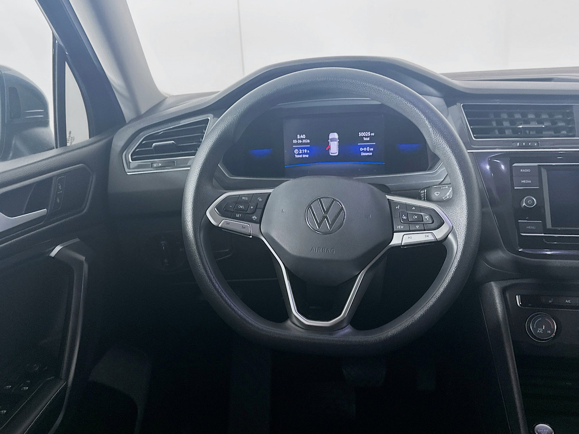 Used 2022 Volkswagen Tiguan S image 18