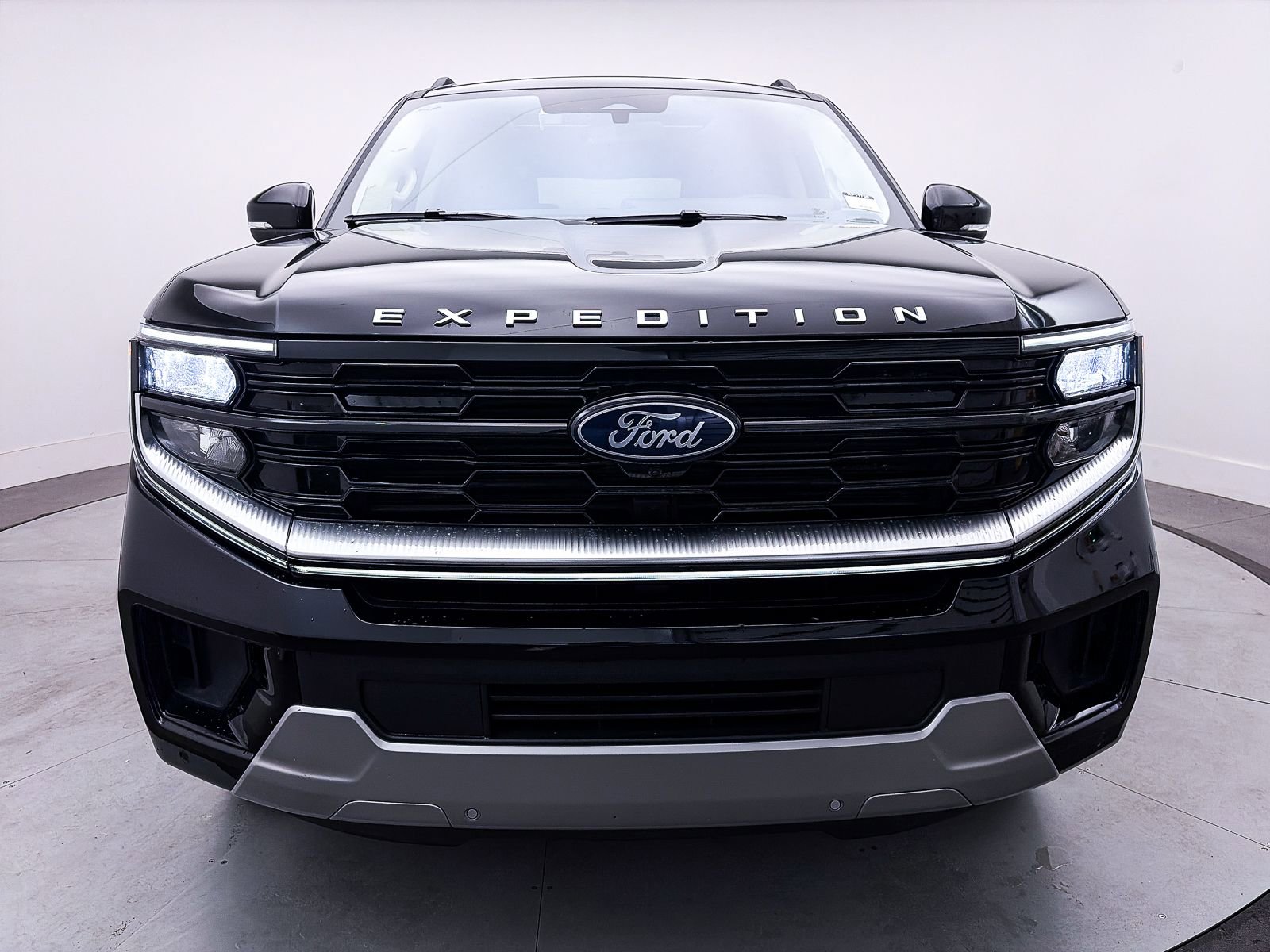 Used 2025 Ford Expedition Max Platinum image 26