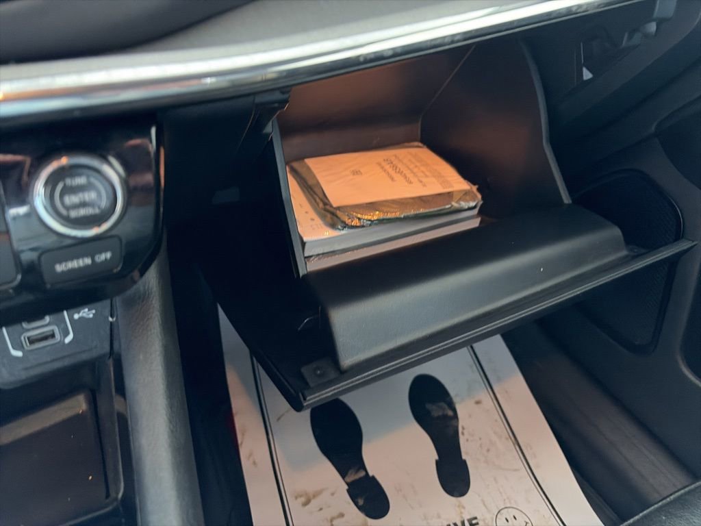 Used 2022 Jeep Compass Limited image 49