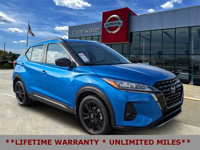 Used 2023 Nissan Kicks SR w/ SR Premium Package image 1