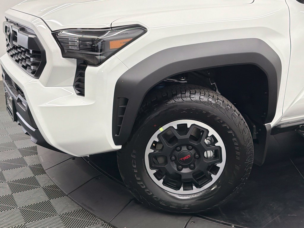 New 2026 Toyota Tacoma TRD Off-Road AWD/4WD image 4