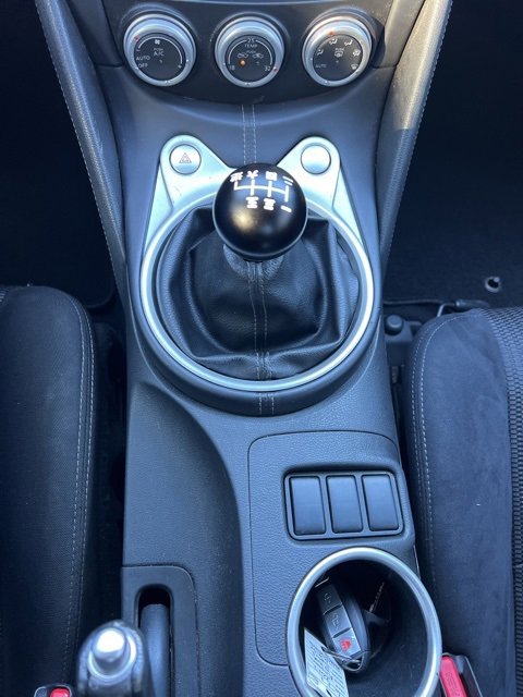 Used 2017 Nissan 370Z w/ Sport Package image 12