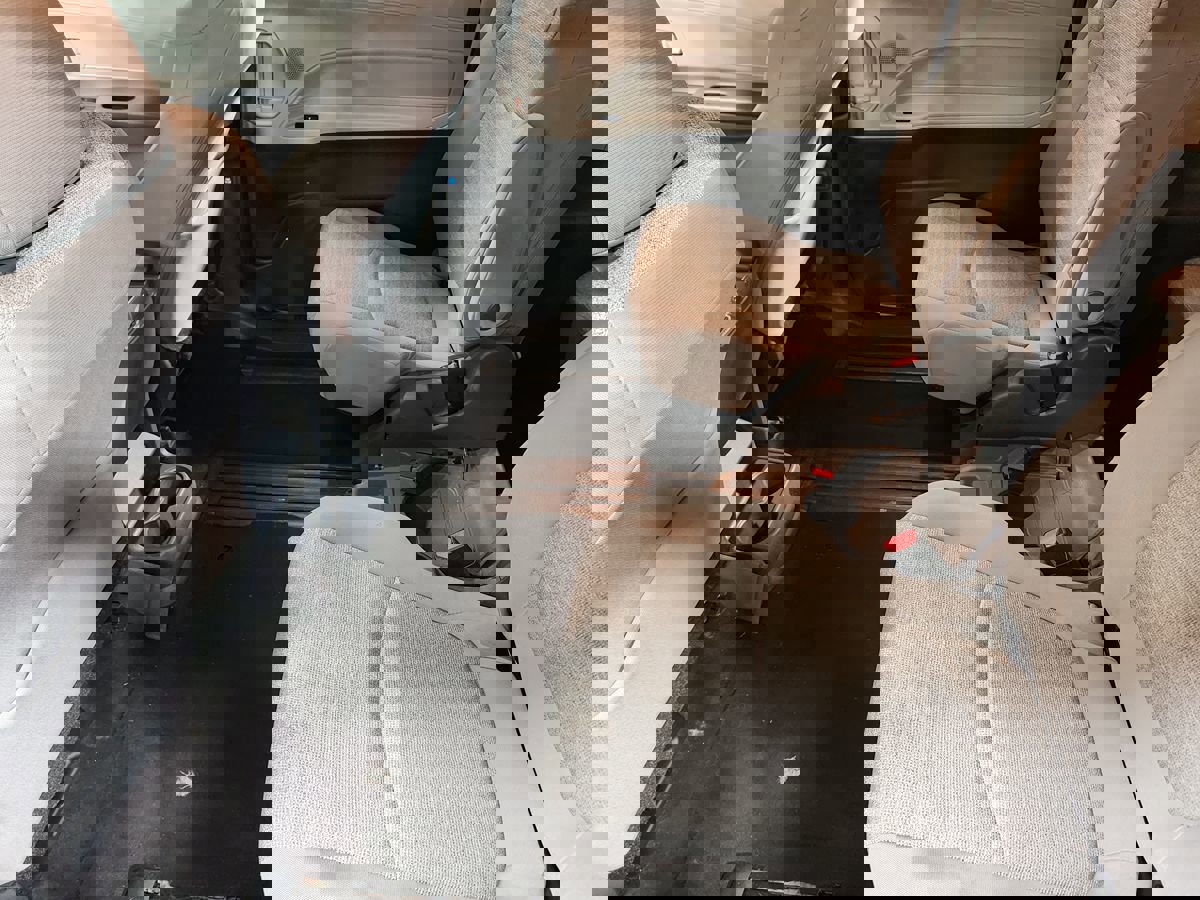 Used 2021 Toyota Sienna LE FWD image 47