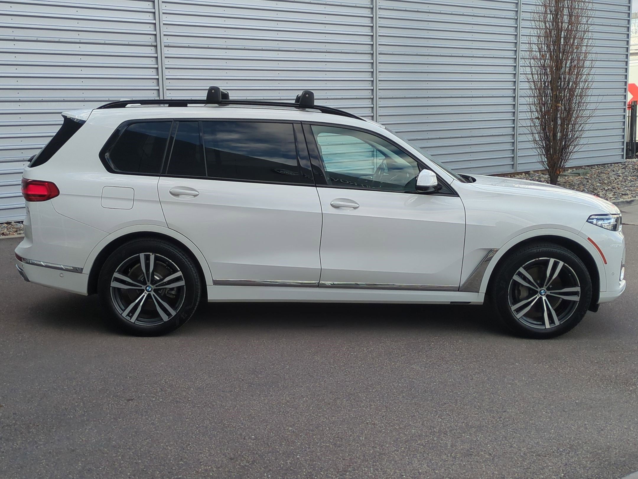 Used 2020 BMW X7 xDrive40i w/ Premium Package image 4