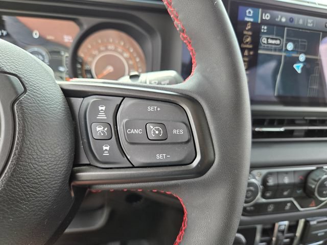 Used 2024 Jeep Wrangler Unlimited Rubicon w/ Technology Group AWD/4WD image 25