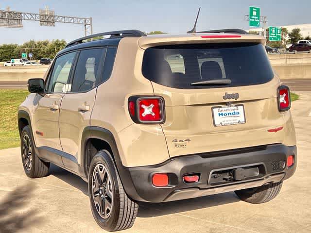 Used 2016 Jeep Renegade Trailhawk w/ Premium Trailhawk Package AWD/4WD image 5