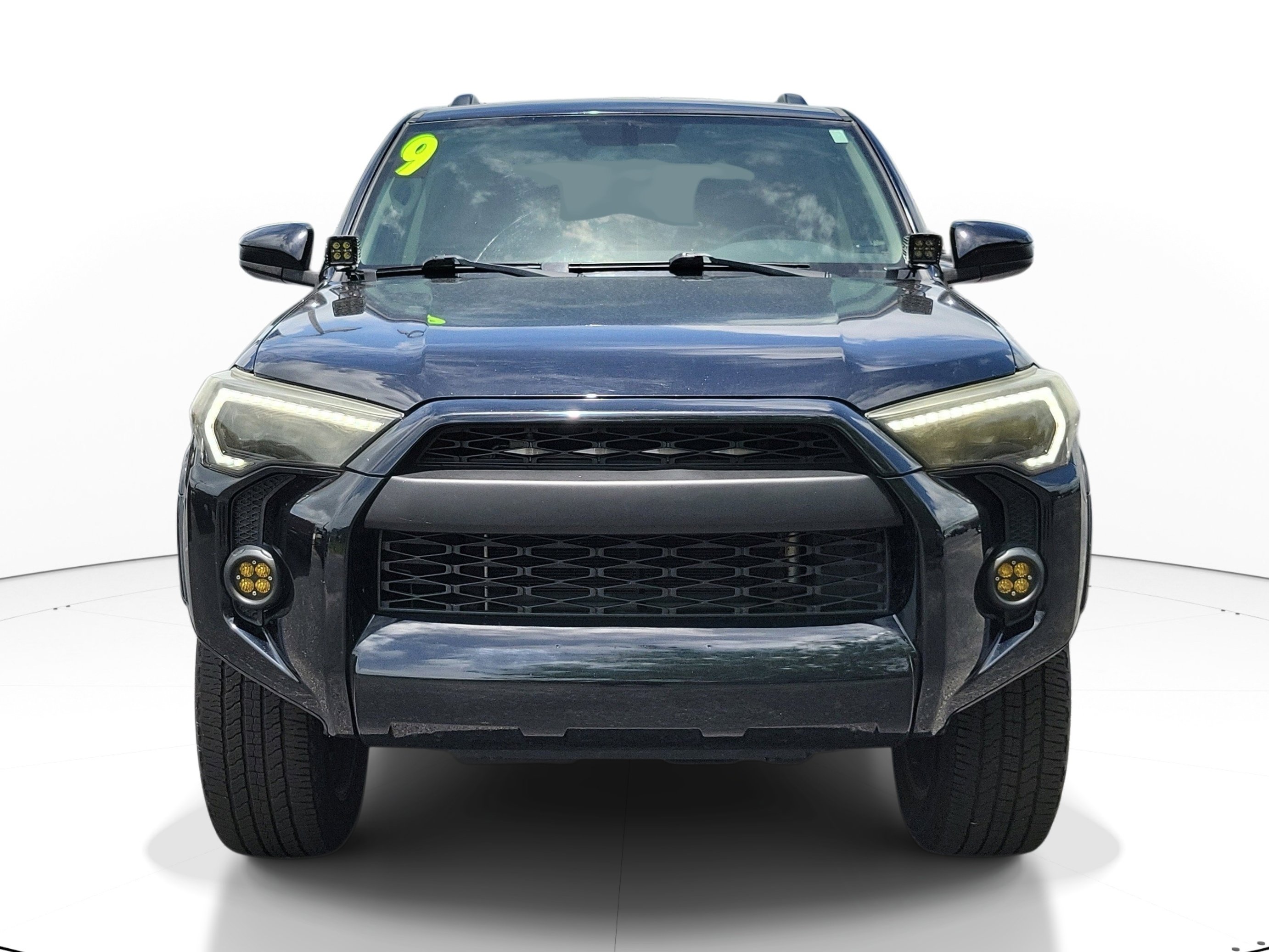 Used 2019 Toyota 4Runner SR5 AWD/4WD image 2