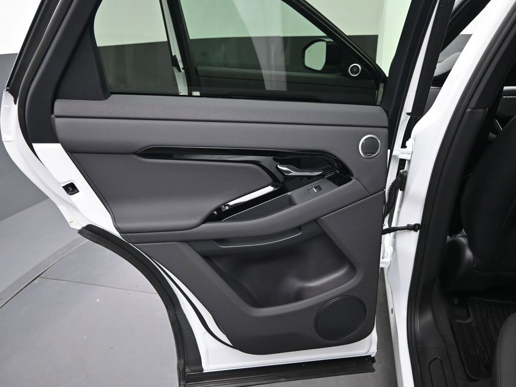 New 2026 Land Rover Range Rover Evoque S image 15