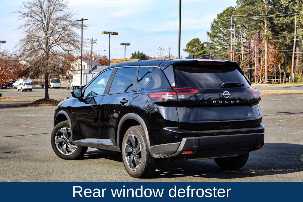 Used 2024 Nissan Rogue SV image 5