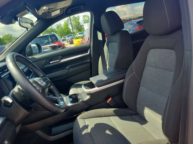 Used 2025 GMC Terrain Elevation AWD/4WD image 5