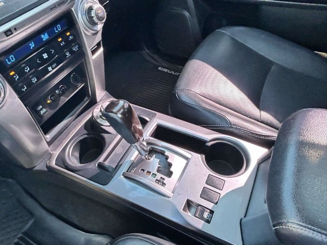 Used 2018 Toyota 4Runner Limited AWD/4WD image 26