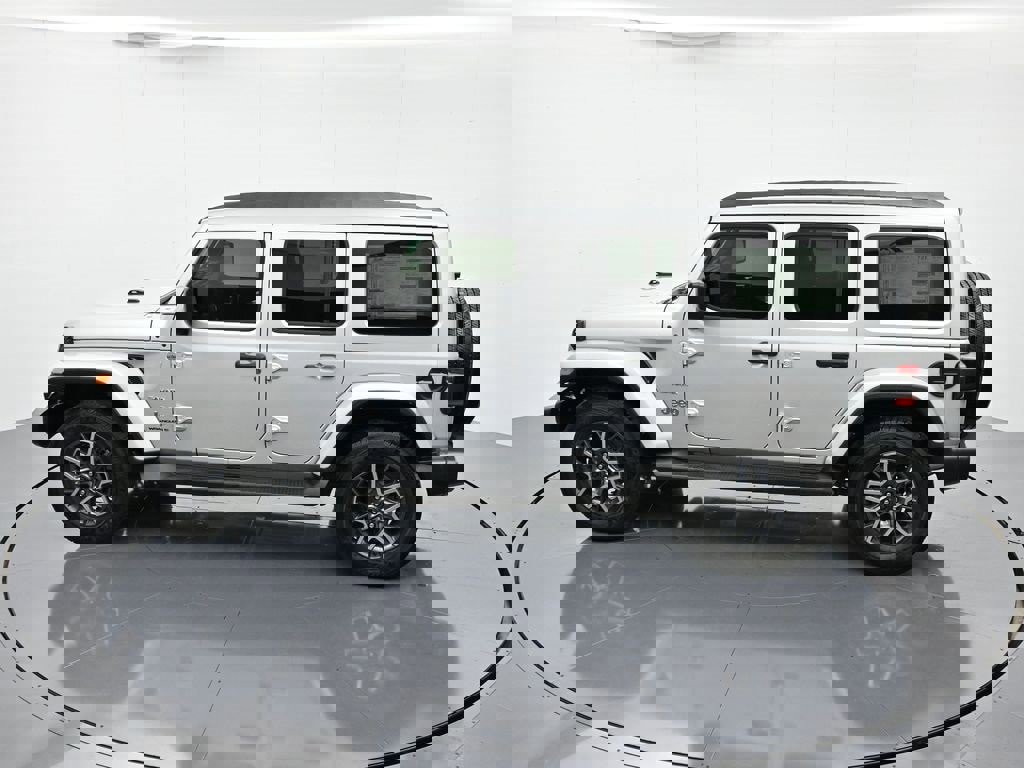 New 2024 Jeep Wrangler Unlimited Sahara w/ Technology Group image 36