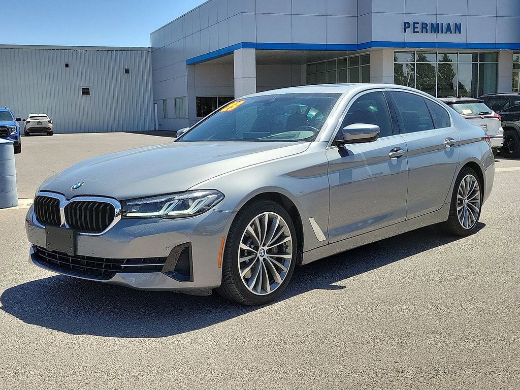 Used 2023 BMW 530i w/ Premium Package RWD image 5