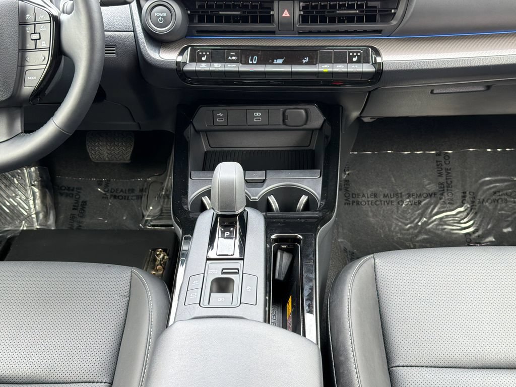 Used 2024 Toyota Prius XLE AWD/4WD image 14