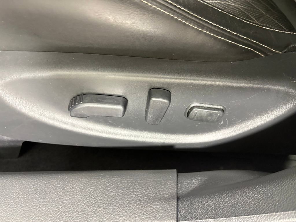 Used 2020 Nissan Maxima Platinum w/ Sport Mat Group FWD image 14