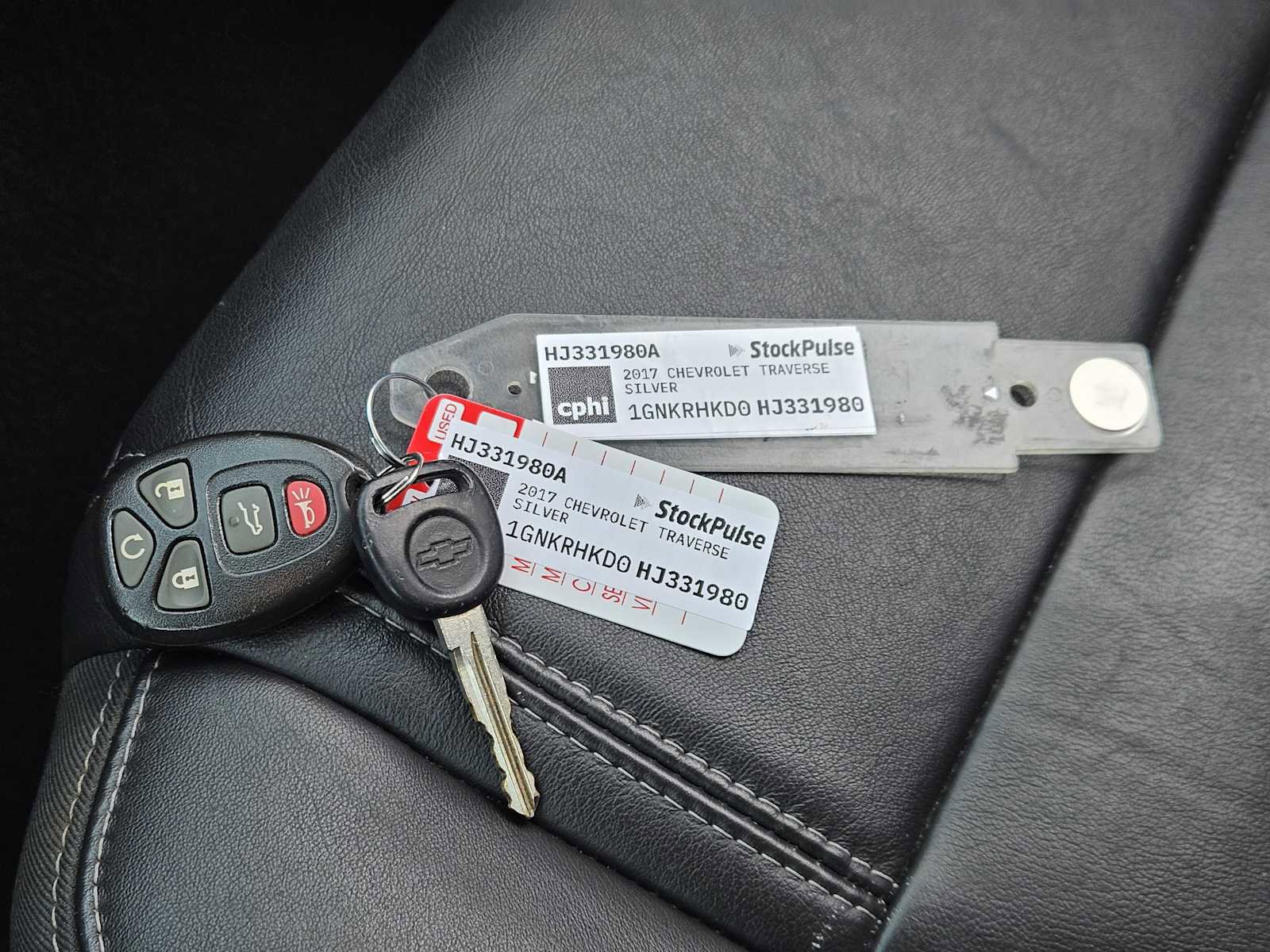 Used 2017 Chevrolet Traverse LT image 33