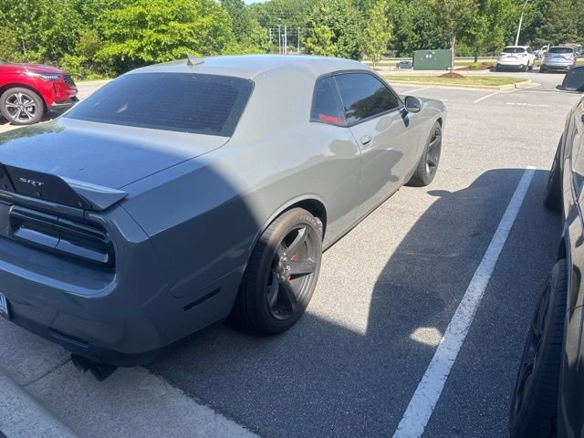 Used 2018 Dodge Challenger SRT RWD image 4