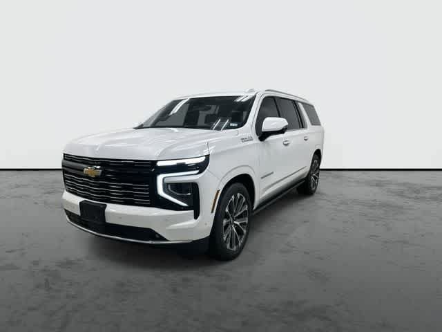 Used 2025 Chevrolet Suburban High Country AWD/4WD image 7