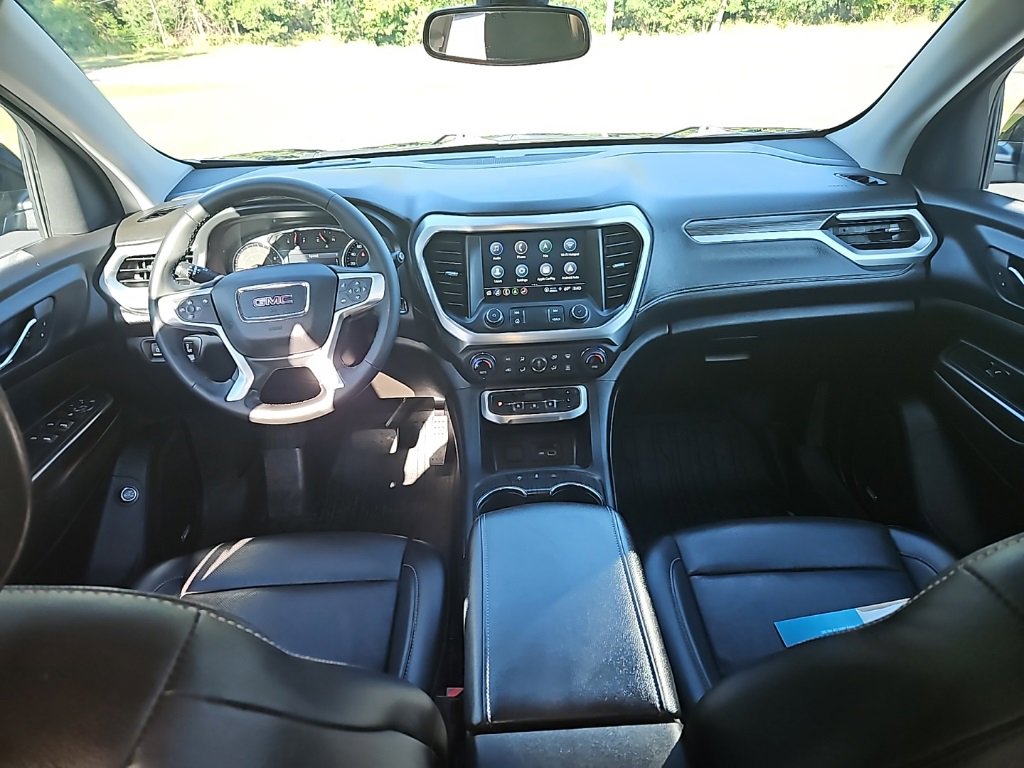 Used 2023 GMC Acadia SLT w/ Elevation Edition image 22