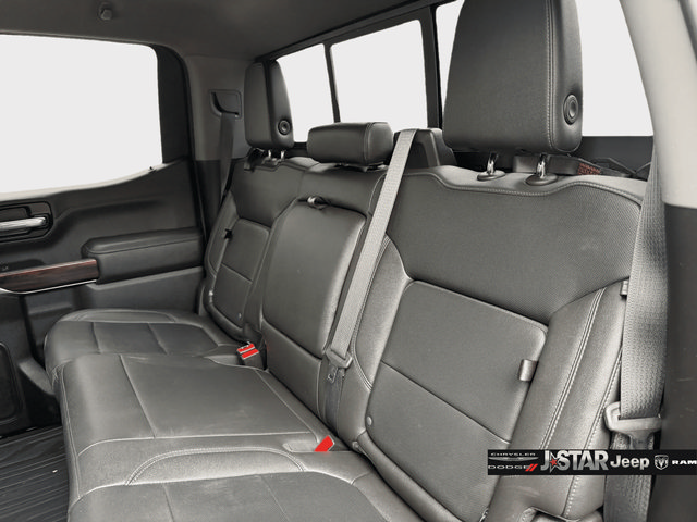 Used 2022 GMC Sierra 1500 SLT w/ SLT Premium Package AWD/4WD image 27