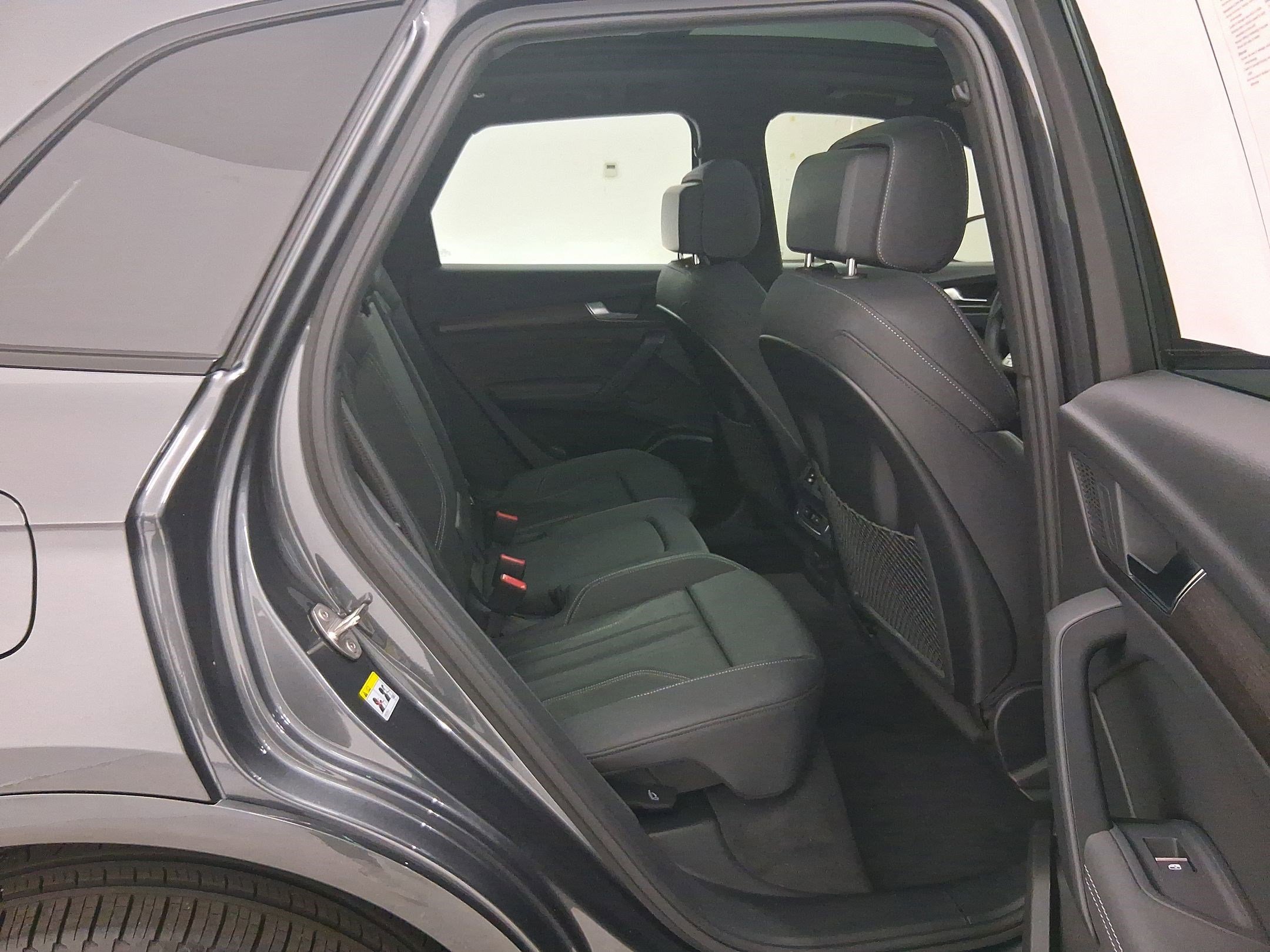 Used 2025 Audi Q5 e Premium Plus image 33