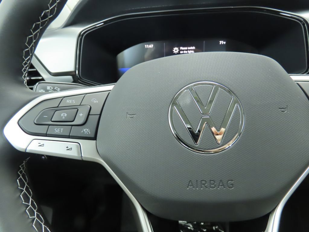 Used 2025 Volkswagen Taos S FWD image 11