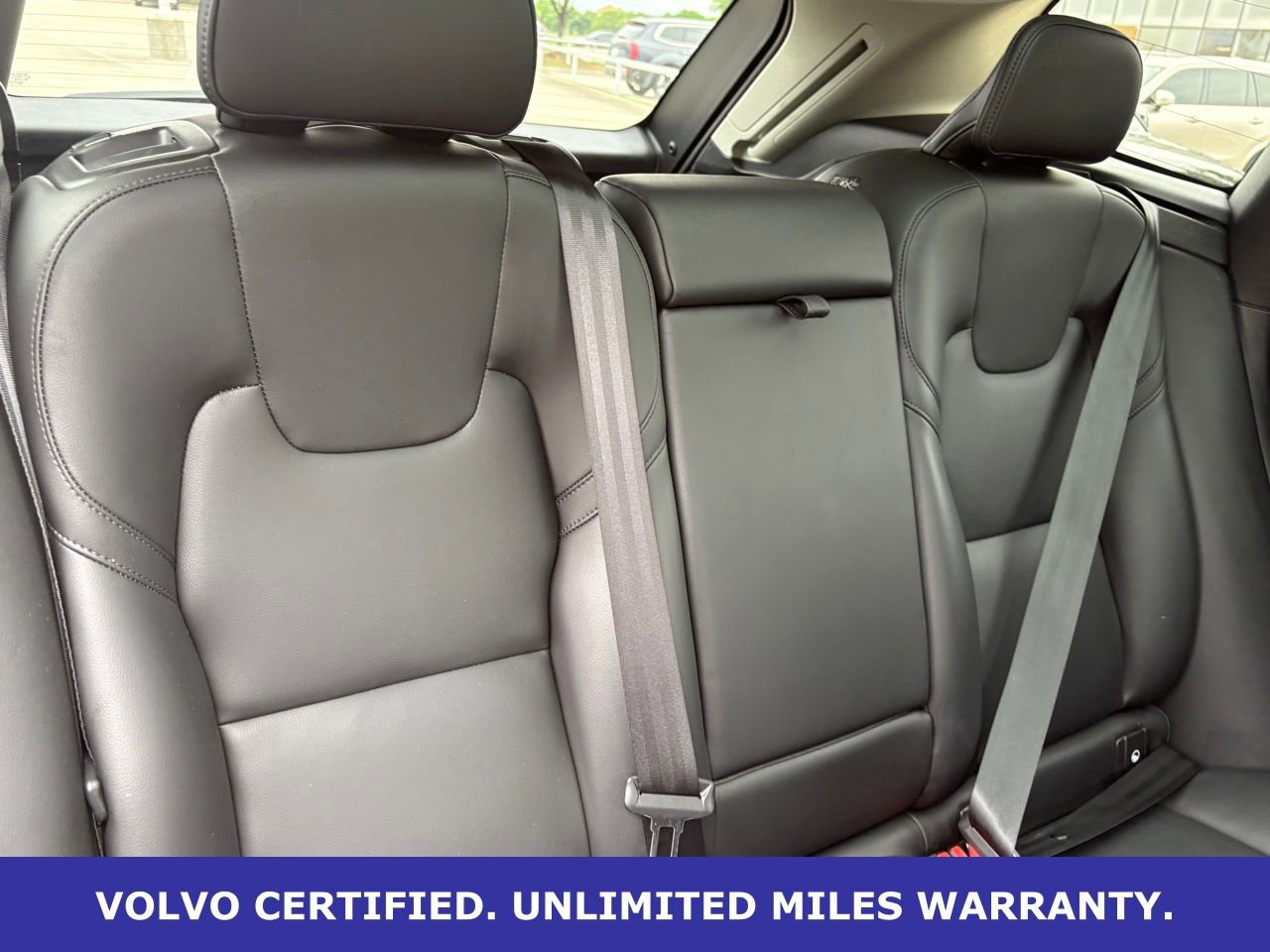 Certified 2025 Volvo XC60 B5 Core AWD/4WD image 36
