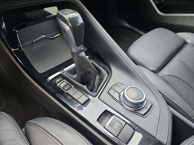Used 2018 BMW X2 sDrive28i w/ Convenience Package FWD image 12