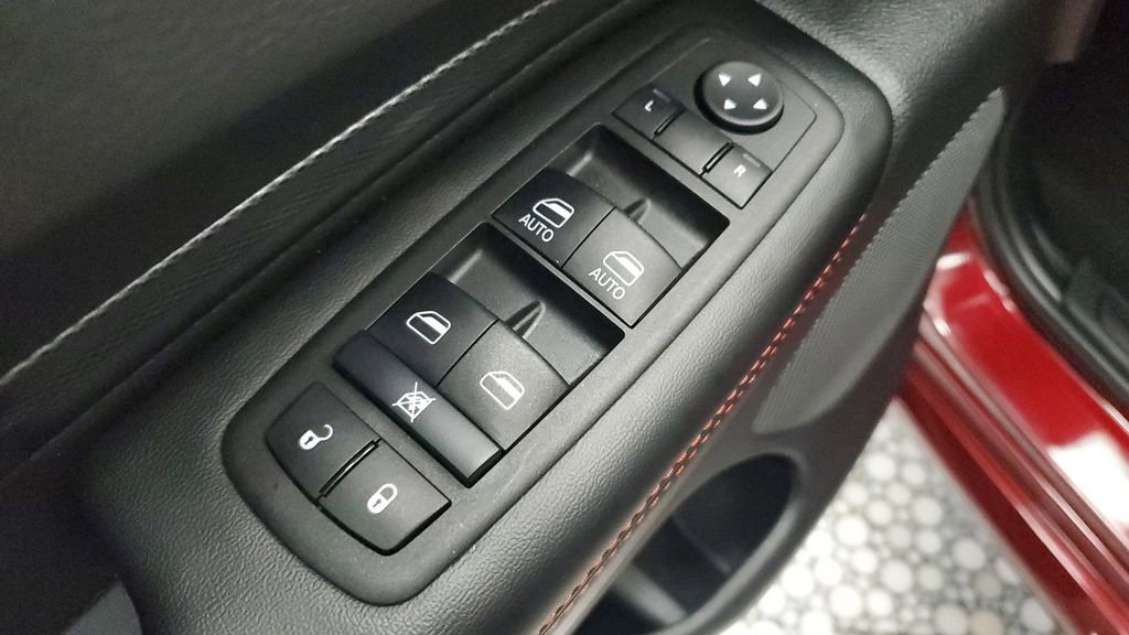 Used 2025 Dodge Durango GT w/ Blacktop Package image 23