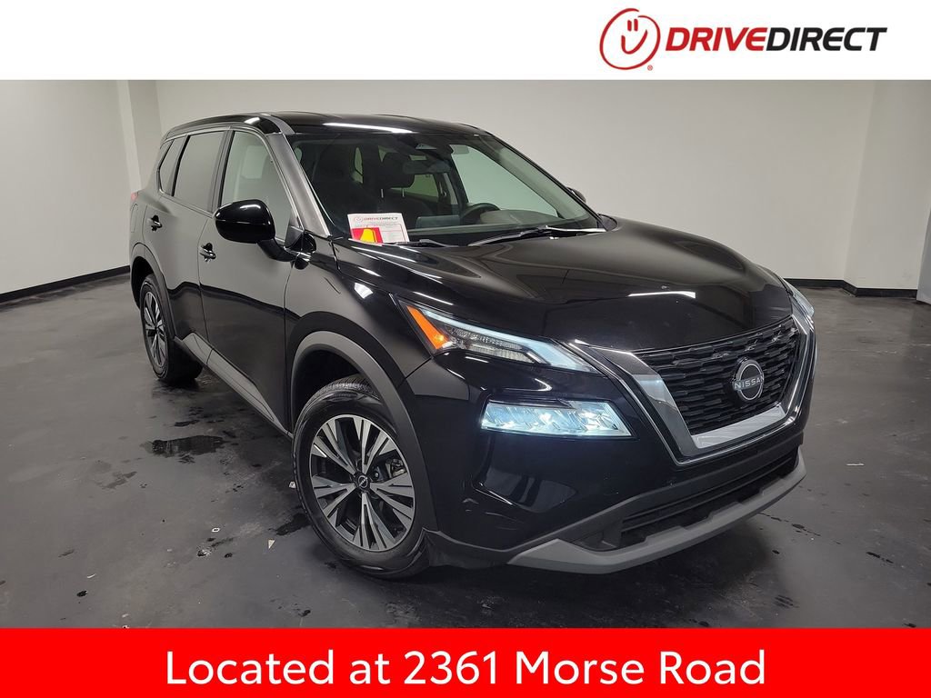 Used 2023 Nissan Rogue SV image 1