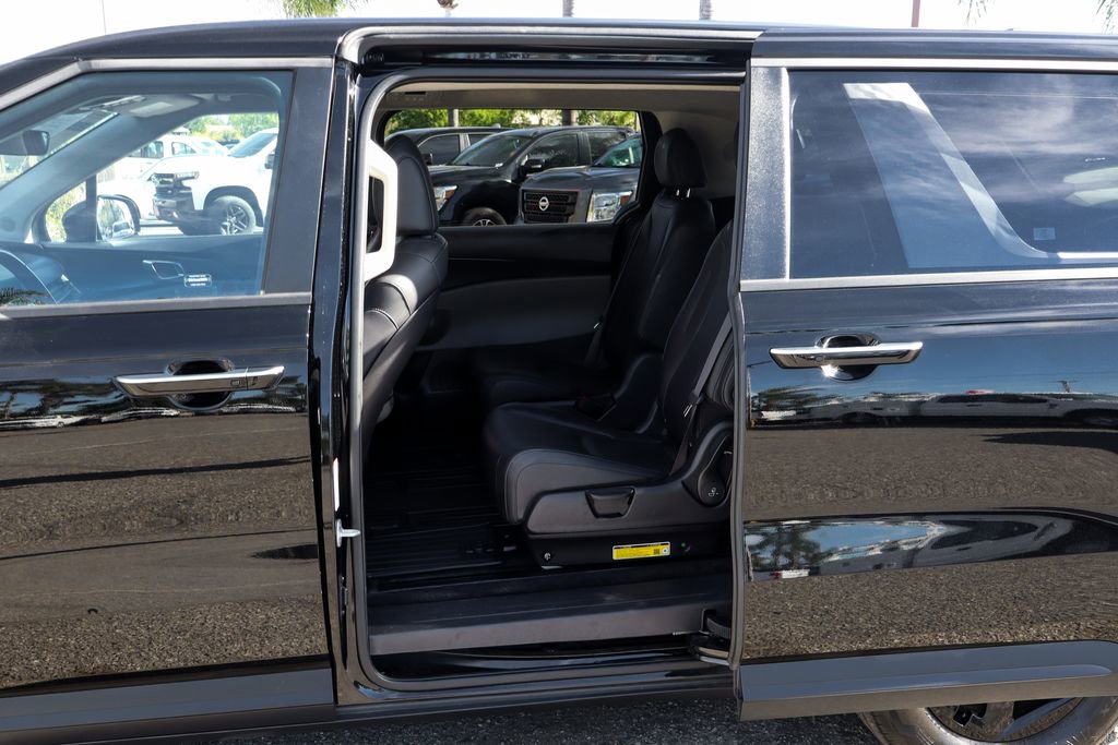 Used 2025 Kia Carnival image 41