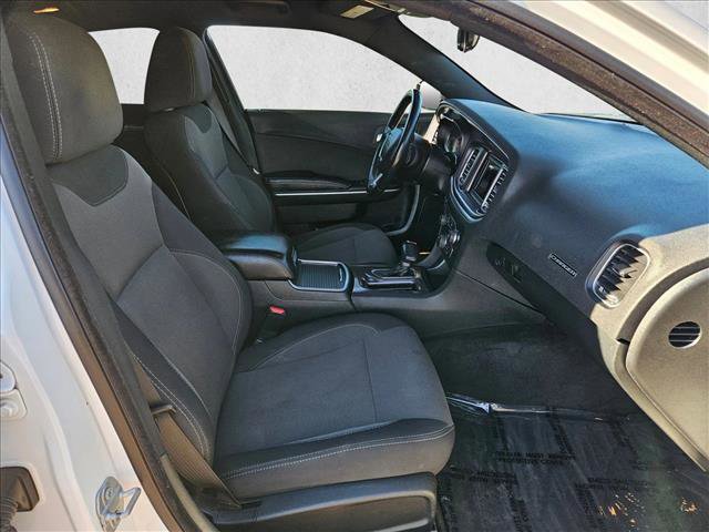 Used 2018 Dodge Charger SXT RWD image 23