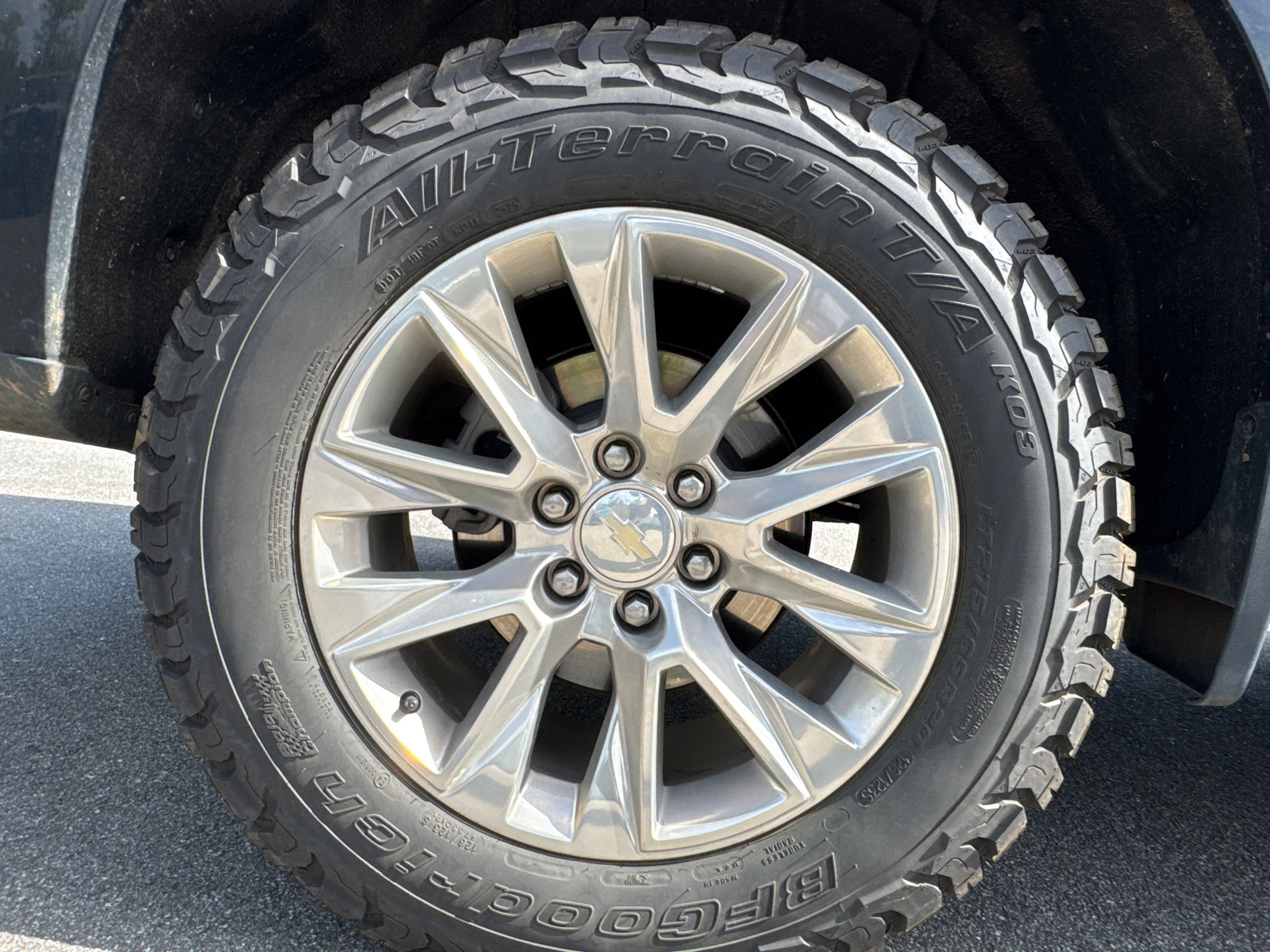 Used 2022 Chevrolet Silverado 1500 High Country w/ High Country Premium Package image 21