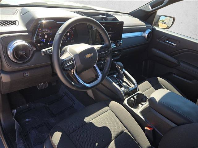 Used 2025 Chevrolet Colorado LT RWD image 10