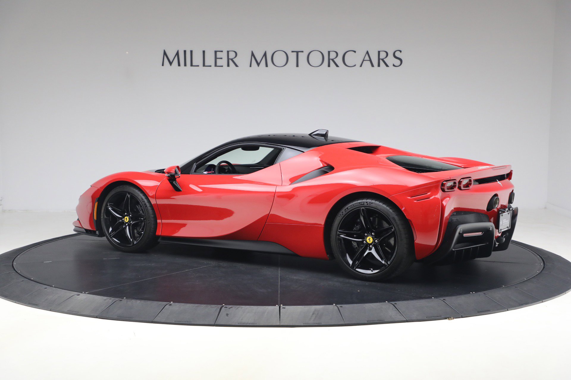 Certified 2022 Ferrari SF90 Stradale AWD/4WD image 5