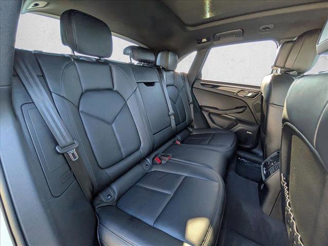 Used 2025 Porsche Macan Turbo image 24