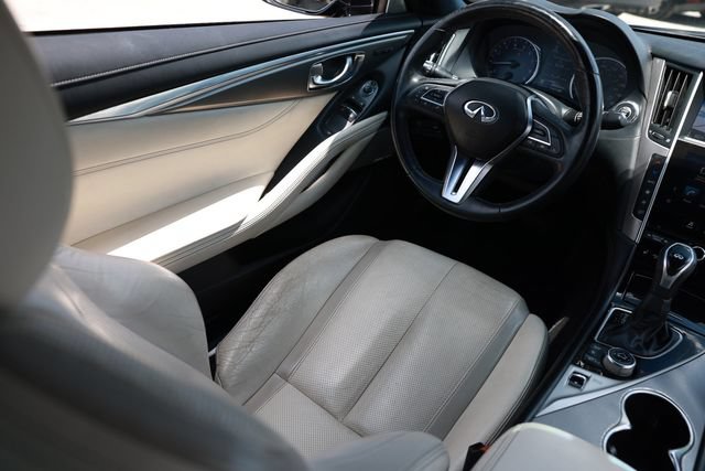 Used 2017 INFINITI Q60 3.0t w/ Premium Plus Package 3.0T RWD image 23