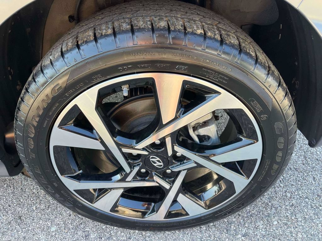 Used 2022 Hyundai Kona Limited AWD/4WD image 36