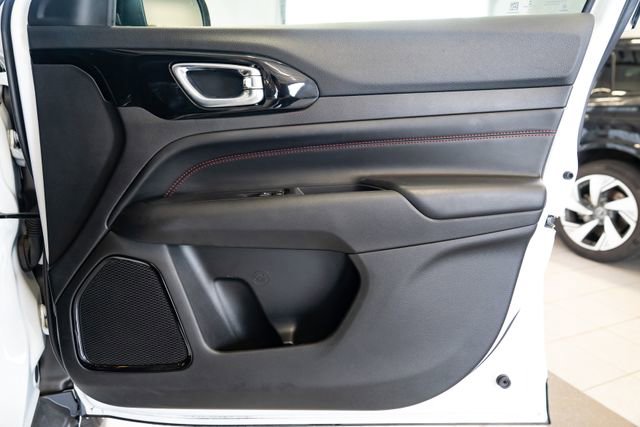 Used 2022 Jeep Compass Trailhawk image 25