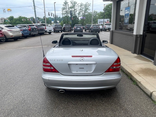 Used 2001 Mercedes-Benz SLK 320 image 4