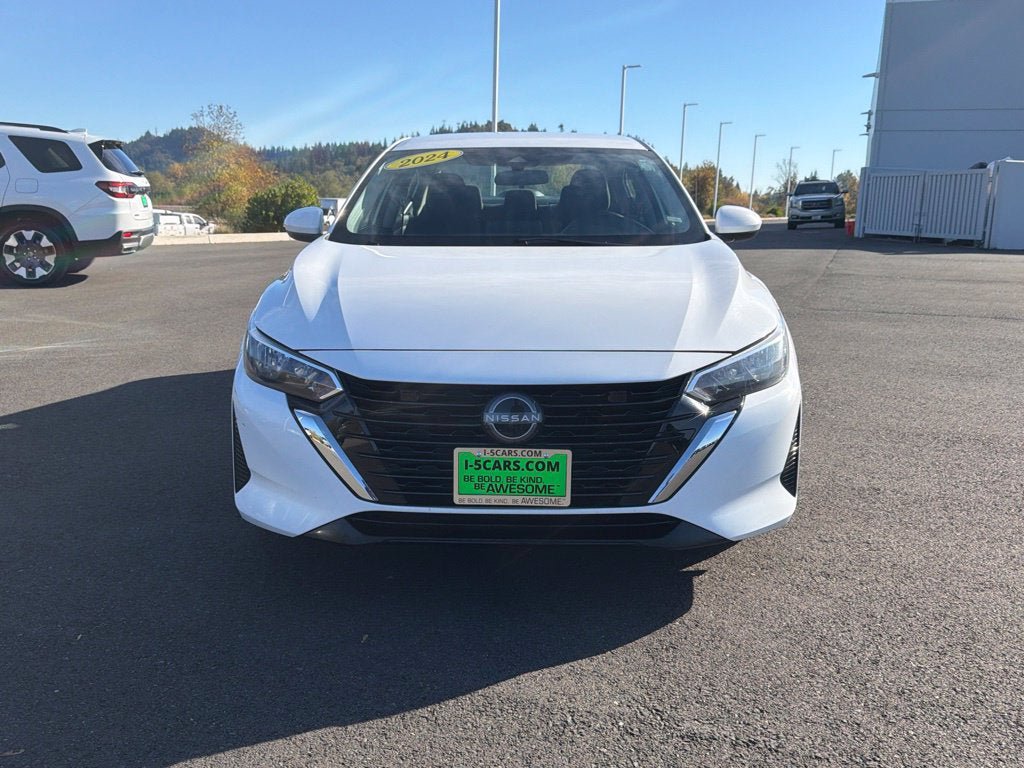 Used 2024 Nissan Sentra SV w/ Trunk Package FWD image 3