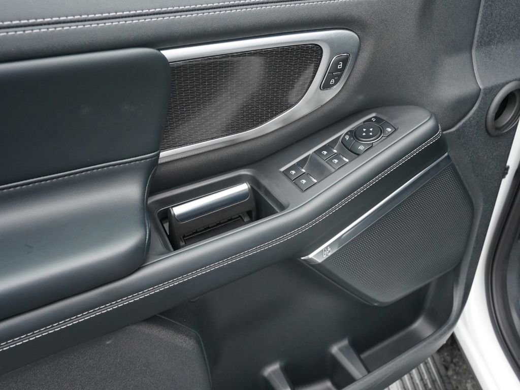 New 2025 Ford Expedition Max Platinum w/ Stealth Performance Package image 38