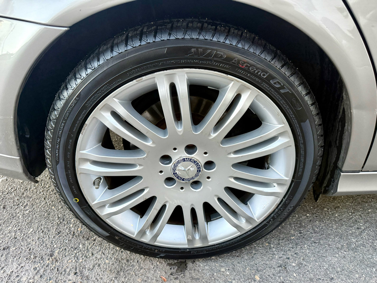 Used 2008 Mercedes-Benz E 350 Luxury image 11