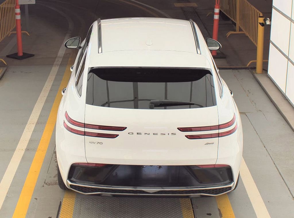 Used 2026 Genesis GV70 2.5T image 11
