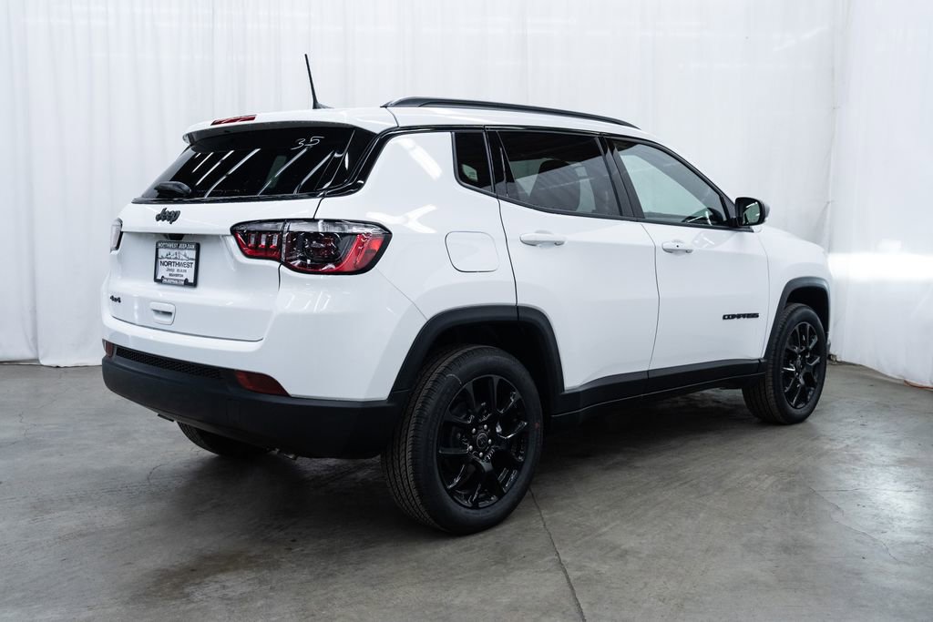 New 2026 Jeep Compass Latitude image 6