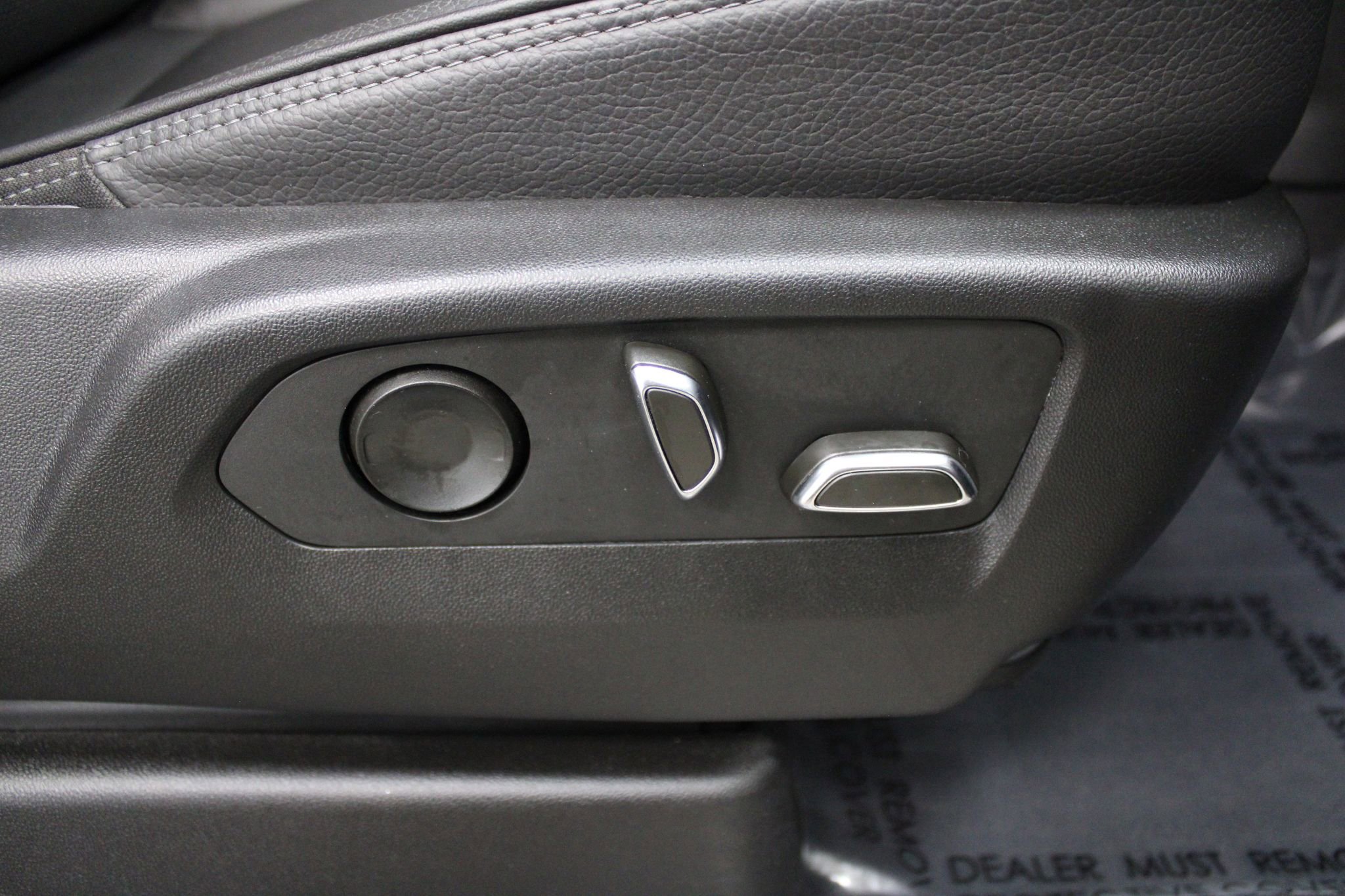 Used 2022 GMC Yukon Denali w/ Max Trailering Package image 33