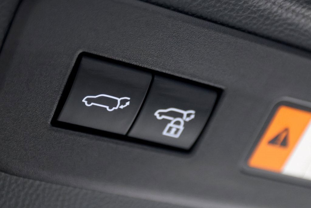 Used 2024 Lexus GX 550 image 13